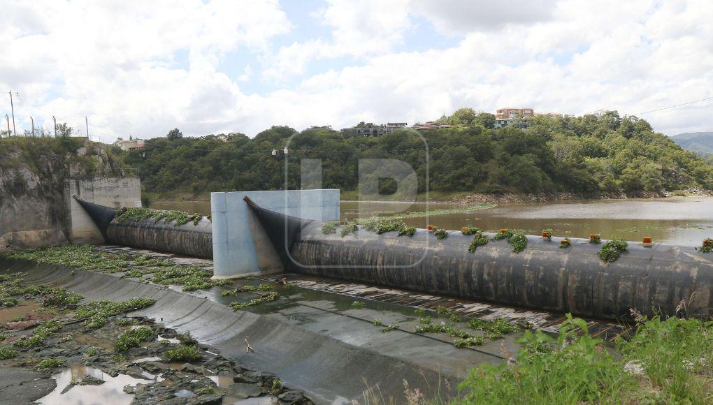 Más de un millón de personas esperan se solvente el flagelo en Tegucigalpa.