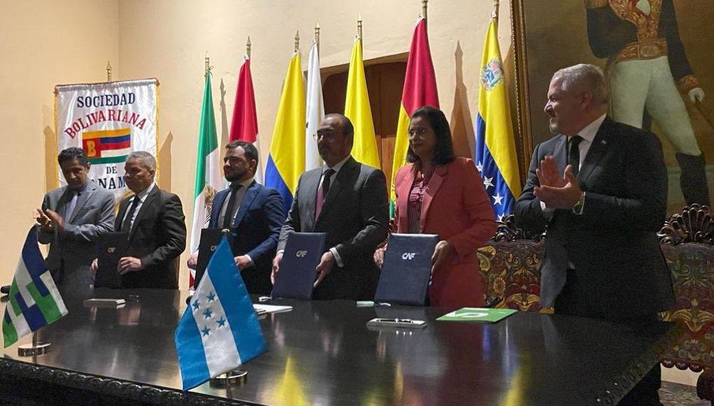 Honduras se convierte en miembro pleno del CAF