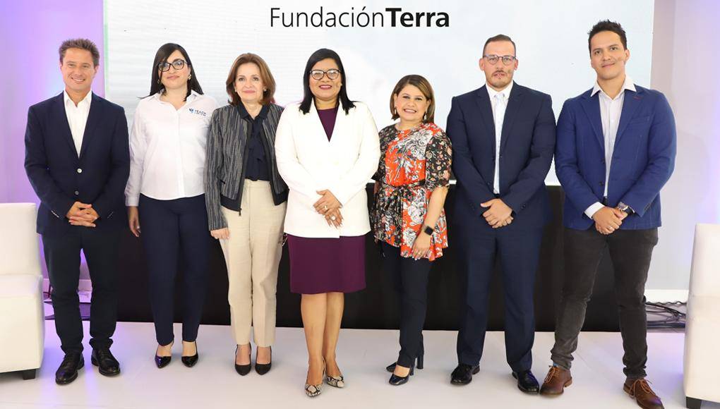 Fundación Terra celebra su 24 Aniversario con el Foro “El rol del sector privado en la educación”