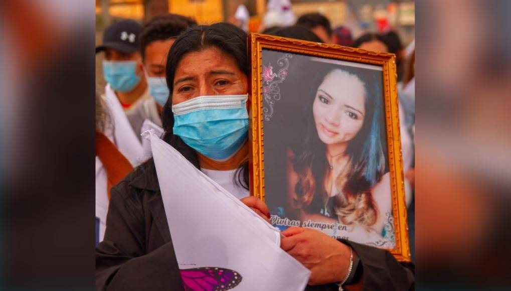“Continúan trabajando como si nada”: Madre de Keyla Martínez lamenta impunidad en el caso
