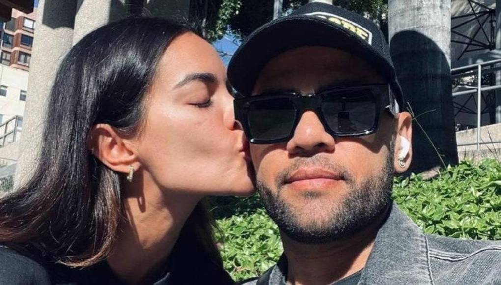 Tanto que Dani Alves decidió limitar su contenido en Instagram, pero no fue impedimento para que Joana Sanz le dedicara un mensaje en sus redes sociales.