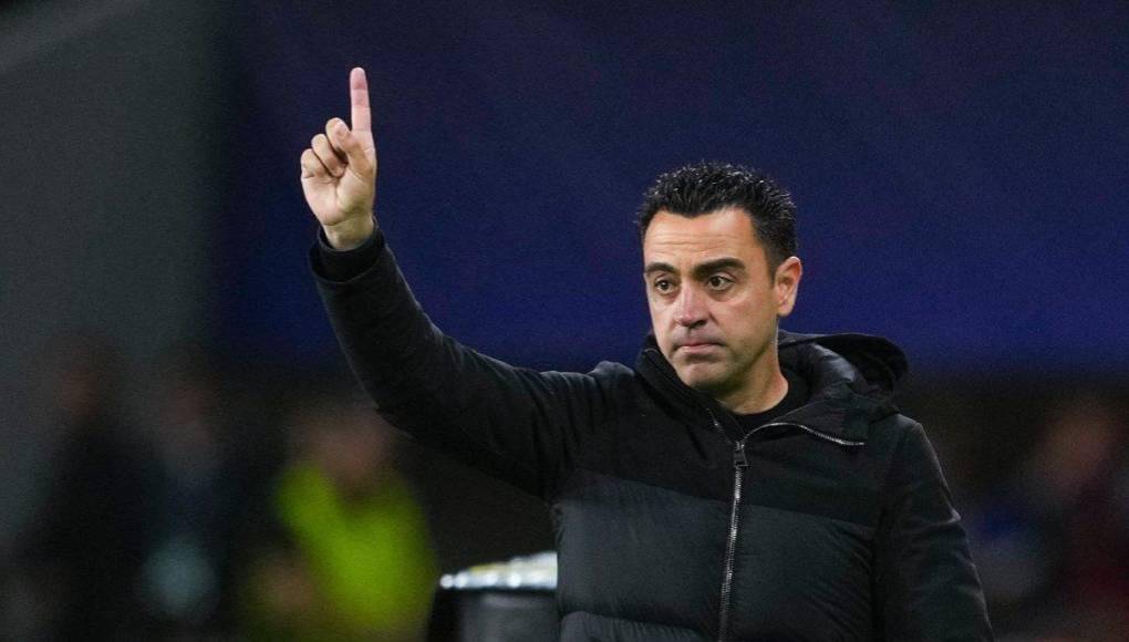 Tres semanas después de que el club anunciara su continuidad y ser ratificado por la junta directiva hasta junio de 2025, Xavi Hernández vuelve a estar en el disparadero y todo apunta a que no será el técnico de los azulgrana el próximo curso.