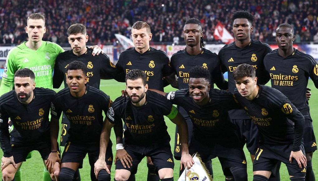 El 11 titular del Real Madrid que enfrentó al Leizpig por la ida de octavos de la Liga de Campeones de Europa.