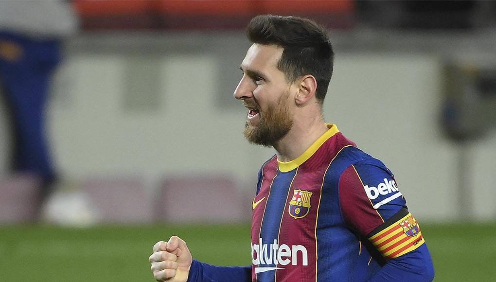 Aquellas presiones del entorno de Messi sobre que había que fichar y había gente que eso lo leía mal, lo leía como una presión fuera de lugar. Ese encontronazo favoreció la salida. Aquello de que no alcanza, “con esto no nos alcanza”, indicó.