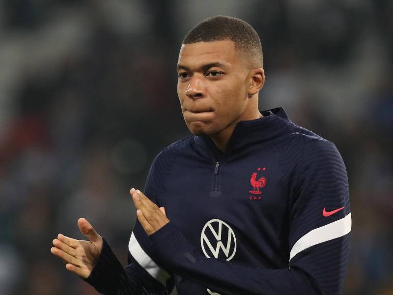 Kylian Mbappé tiene contrato con el PSG hasta junio del presente año