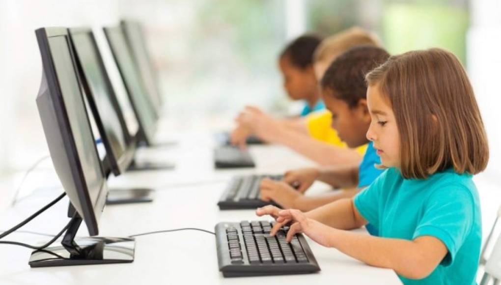 El uso de computadoras en el aula no mejora el rendimiento de los alumnos