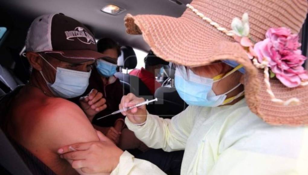 Honduras debe acelerar segunda dosis de vacuna ante variantes, alertan expertos