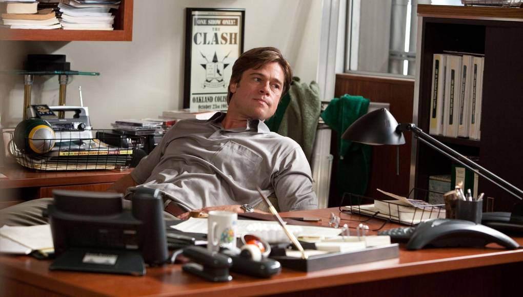 Las obras cinematográficas pueden ser una gran fuente de inspiración para aquellas personas que estén pensando en comenzar a emprender. Gracias a ellas se pueden conocer casos de éxito, y metodologías éticas para desarrollar un negocio sólido. Además de servir de entretenimiento, el cine puede ser una interesante fuente de motivación e inspiración.