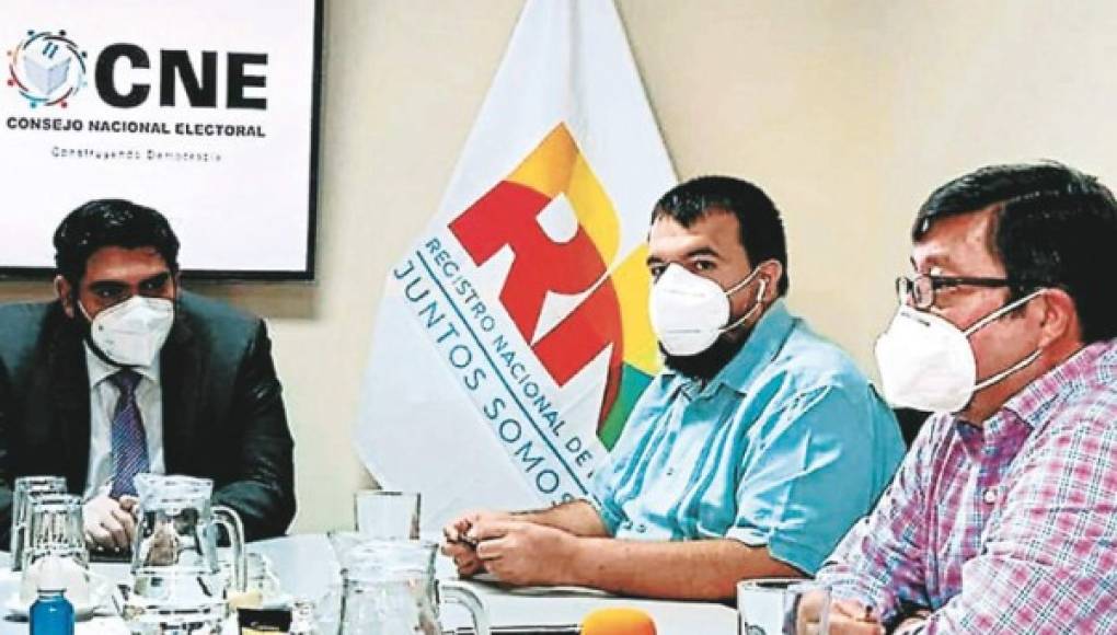 Dirigentes de Libre definirán el futuro de Óscar Rivera