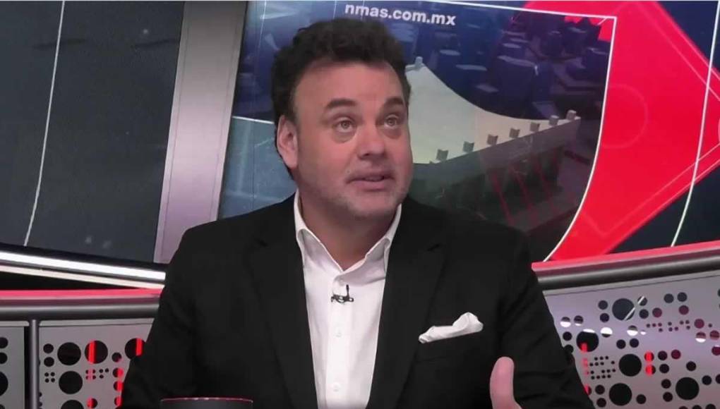 La gota que colmó el vaso fue cuando Faitelson cuestionó la elección de los oponentes de ‘Canelo’, sugiriendo que evitaba enfrentarse a boxeadores de mayor riesgo como David Benavidez.