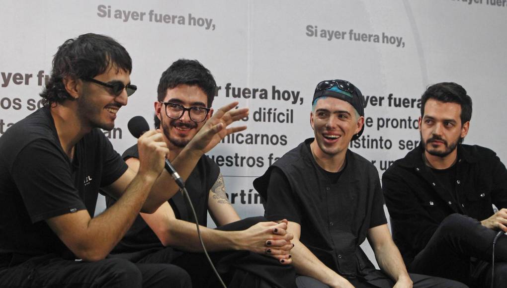 “La música en español está llegando donde nunca antes había llegado (...) Hoy es el mejor momento para estar cantando en español”, cuenta el vocalista y guitarrista Juan Pablo Isaza en una entrevista con EFE por videoconferencia desde Charlotte, Carolina del Norte.La banda tiene programadas presentaciones en diferentes ciudades de Estados Unidos como Miami, Washington, San Antonio y Los Ángeles, en donde culminará el próximo 25 de febrero. 