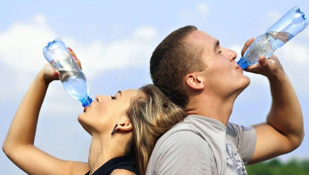 Consejos para prevenir la deshidratación durante el verano