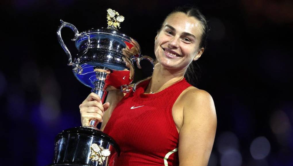 Frangulis estuvo presente en el palco durante la final contra Swiatek y fue mencionado por Sabalenka en su discurso durante la ceremonia de entrega de premios: “Y como te prometí, Georgios, gracias por tu apoyo”, dijo.