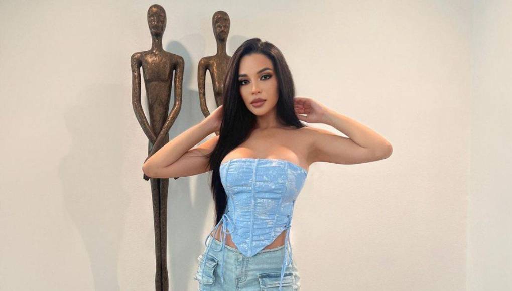 Joselinn Silver conquistó el corazón del atacante hondureño Antony Lozano y el catracho le dedicó el gol a ella. 