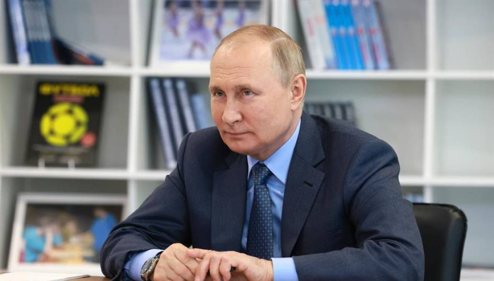 Putin se mofa de las sanciones impuestas por la Unión Europea y EEUU a Rusia