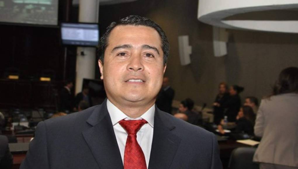 Tony Hernández niega vínculos con actividades ilegales