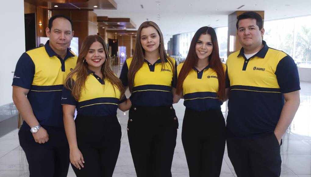 Kenneth Vásquez, Iliana Mejía, Grecia Dubón, Génesis Fuentes y Christopher Enamorado.