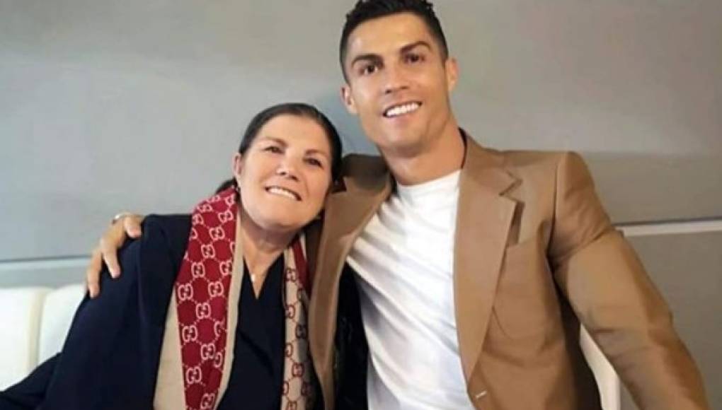 La especial petición que le hace Dolores Aveiro a su hijo Cristiano Ronaldo 'antes de morir'