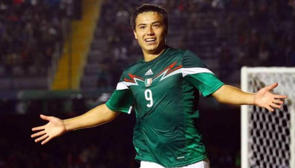 Pese a que no tenía experiencia en este tipo de negocio, el ‘Cubo’ Torres aceptó que ha tenido éxito en su negocio familiar. Su labor principal consiste en llevar a domicilio todos los pedidos, por lo que cambió los goles por los pedidos, por ahora.