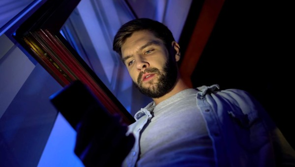 Está triste porque se quedó sin amigos