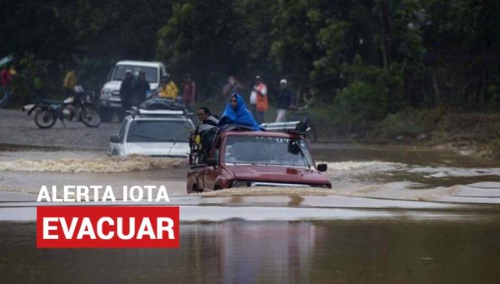 Honduras anuncia desalojos forzados ante cercanía de Iota