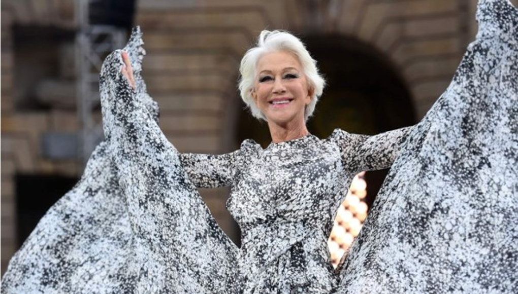 Helen Mirren cautiva en la pasarela de L'Oréal