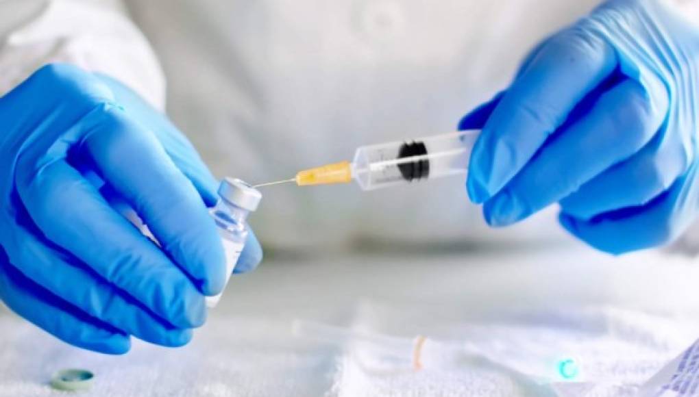 Rusia espera sacar la primera vacuna contra COVID-19 antes de octubre