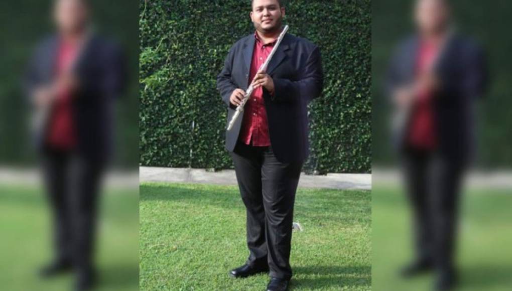 Jorge, el flautista hondureño que desea conquistar Europa