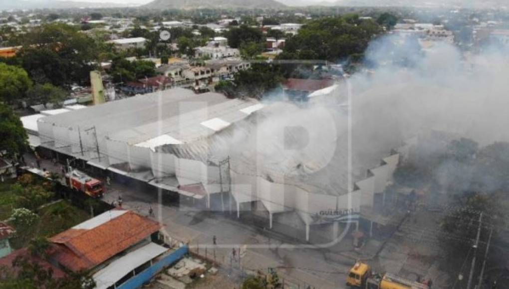 Presentan denuncia ante el Ministerio Público por incendio en mercado Guamilito