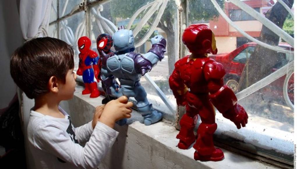 Preocupan niños en confinamiento