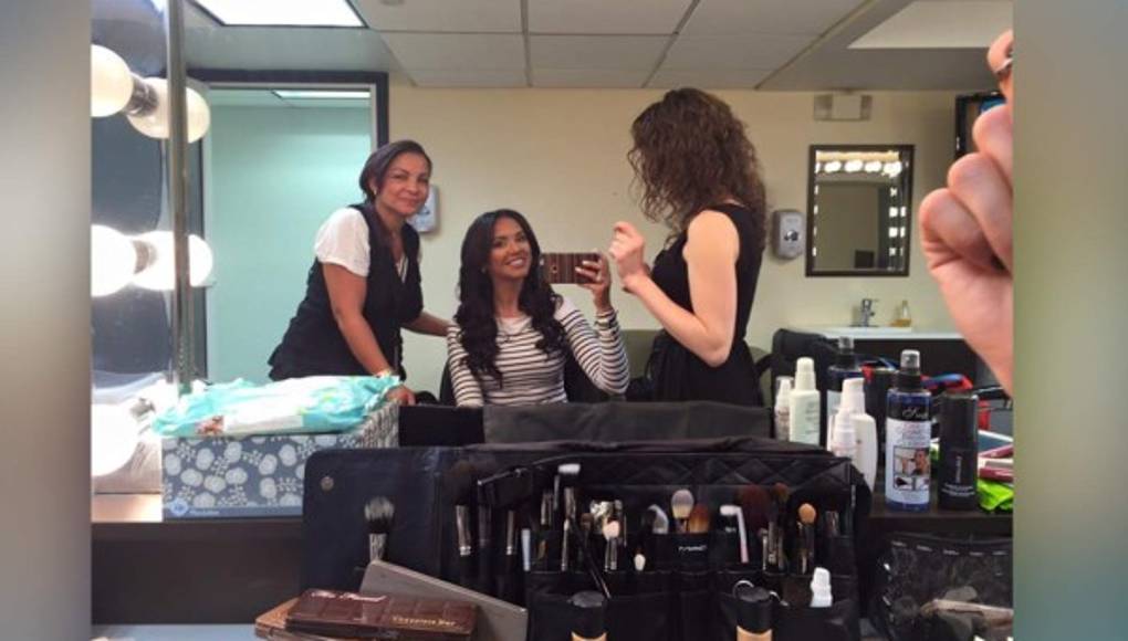 Ana Jurka: La catracha que triunfa en Telemundo