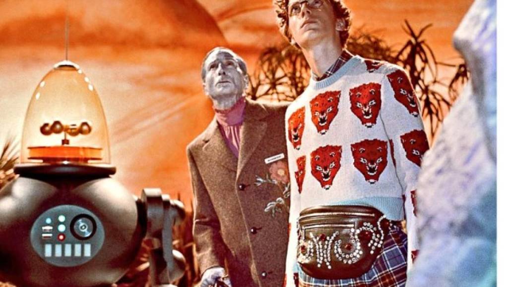 Gucci sorprende con su publicidad retro-futurista