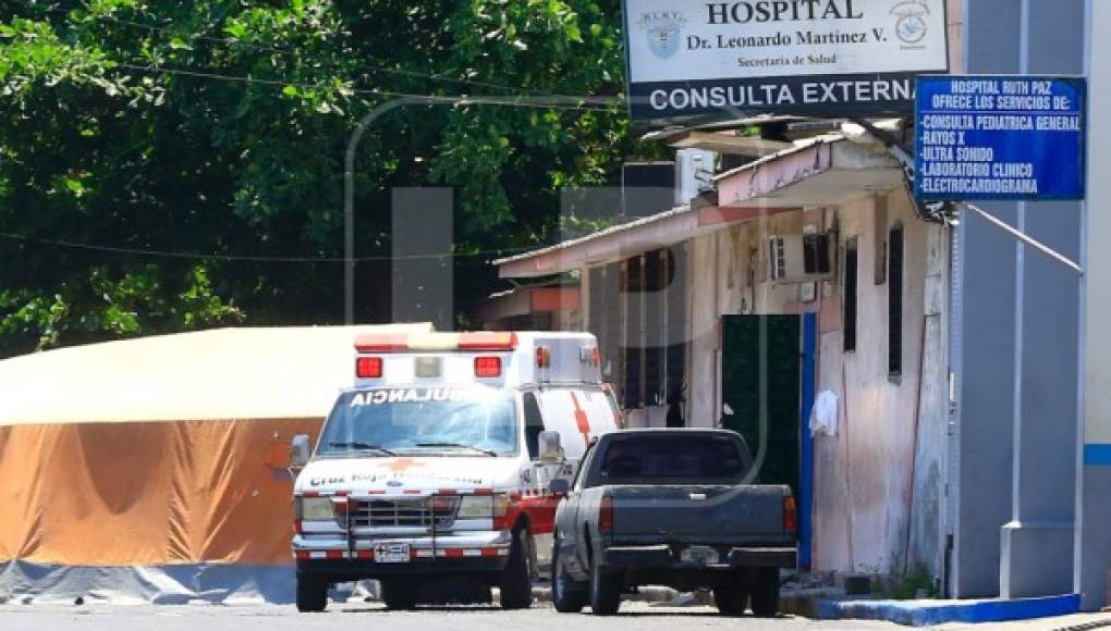 Muere paciente con síntomas de la COVID-19 frente al Leonardo Martínez
