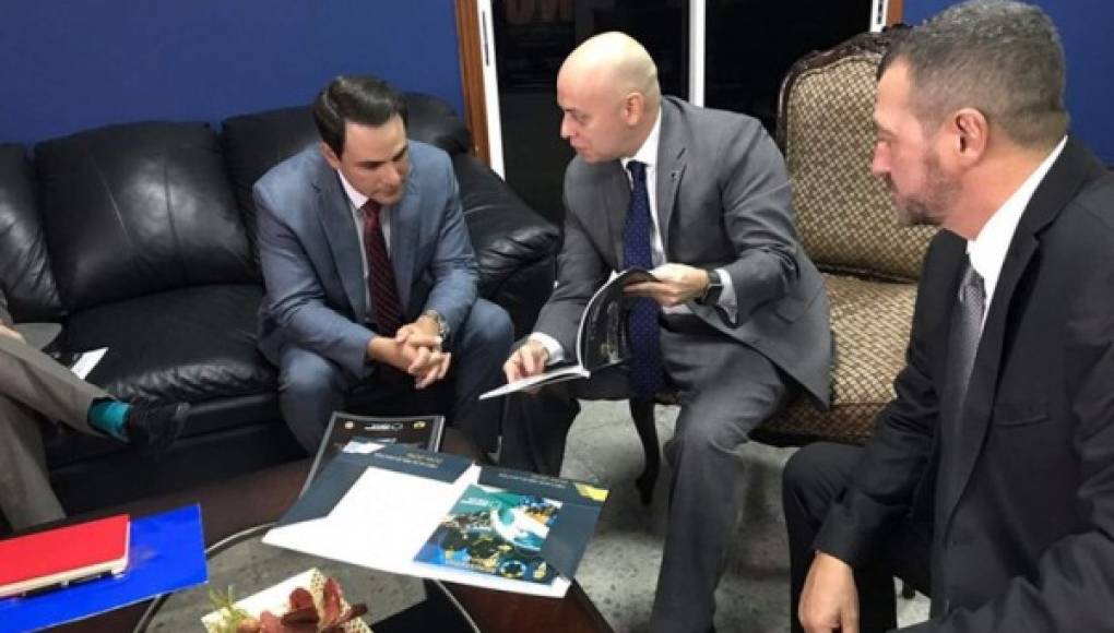 Embajador de EEUU ante la OEA se reúne con fiscal hondureño