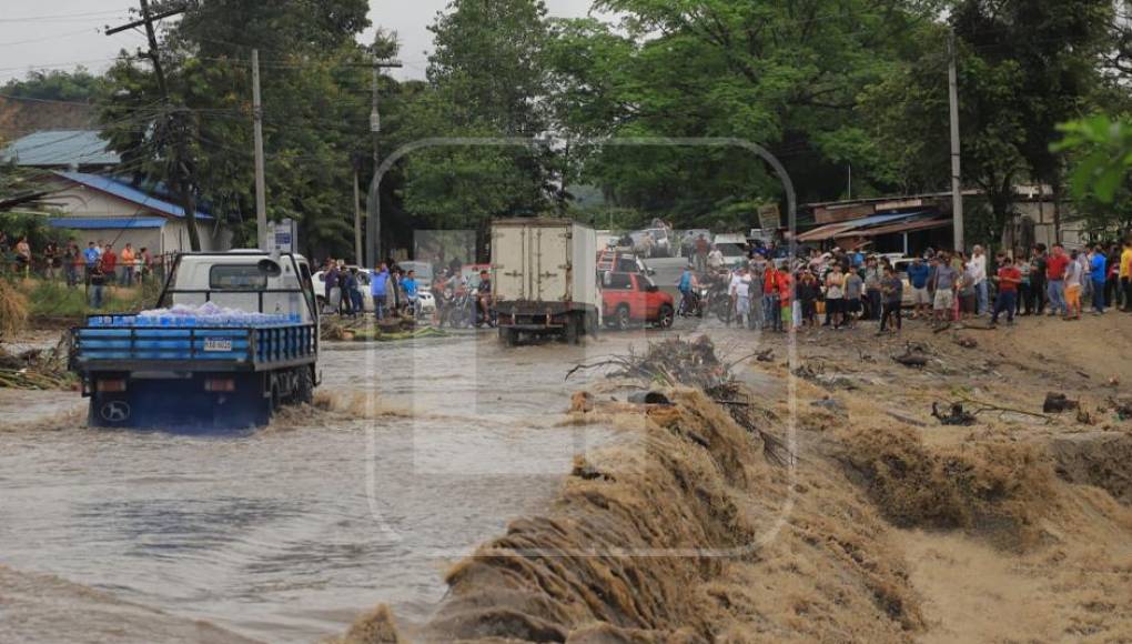 Fuertes lluvias afectan a San Pedro Sula y alrededores