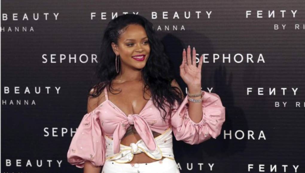 Rihanna, imparable con su línea de belleza