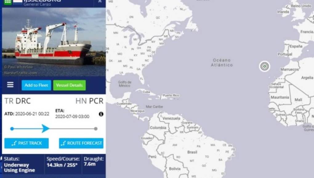 Barco con hospitales móviles de Honduras avanza en el océano Atlántico