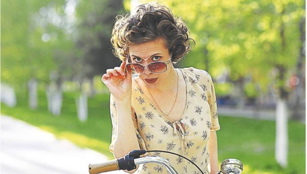 Amiga ahora siempre la deja plantada