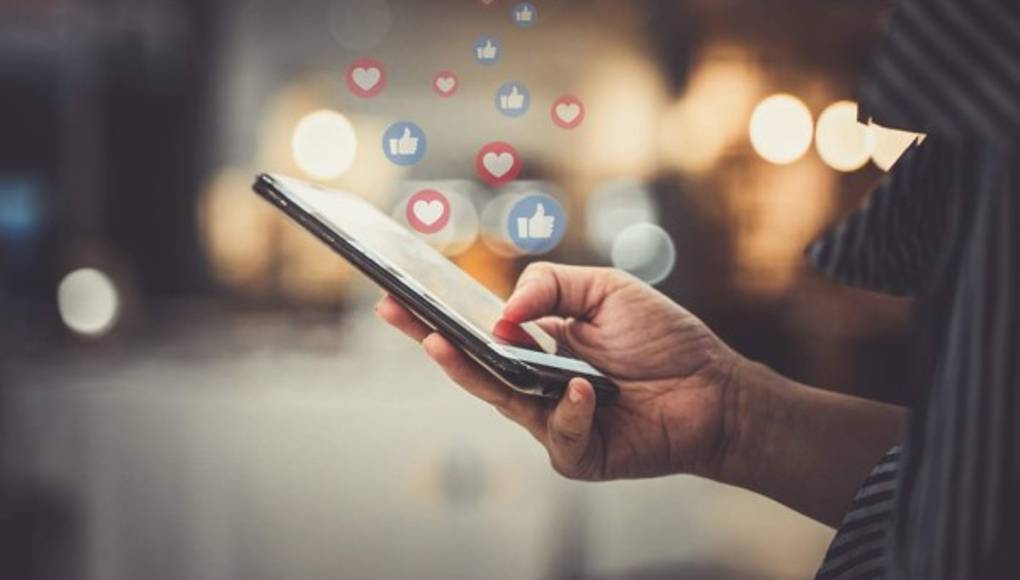 Facebook le buscará pareja a los solteros