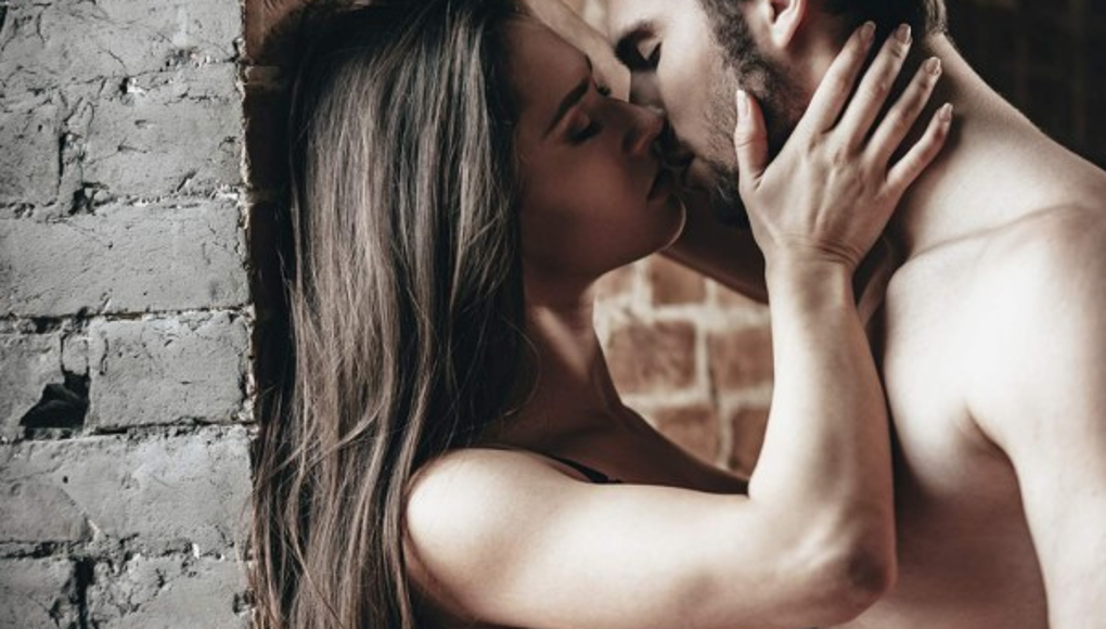 Es infiel con la vecina