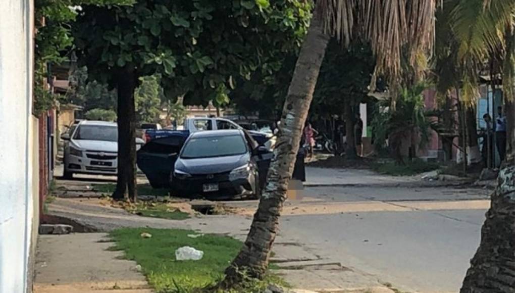 San Pedro Sula: bajan de su carro a un taxista VIP y luego lo matan