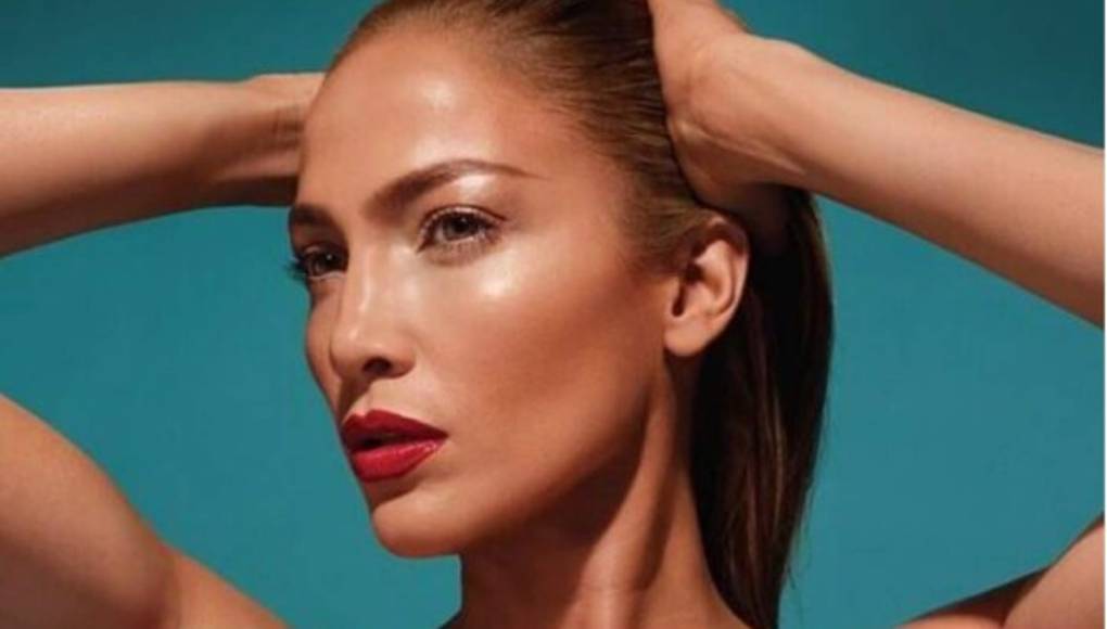 Jennifer López anuncia lanzamiento de su línea de cosméticos