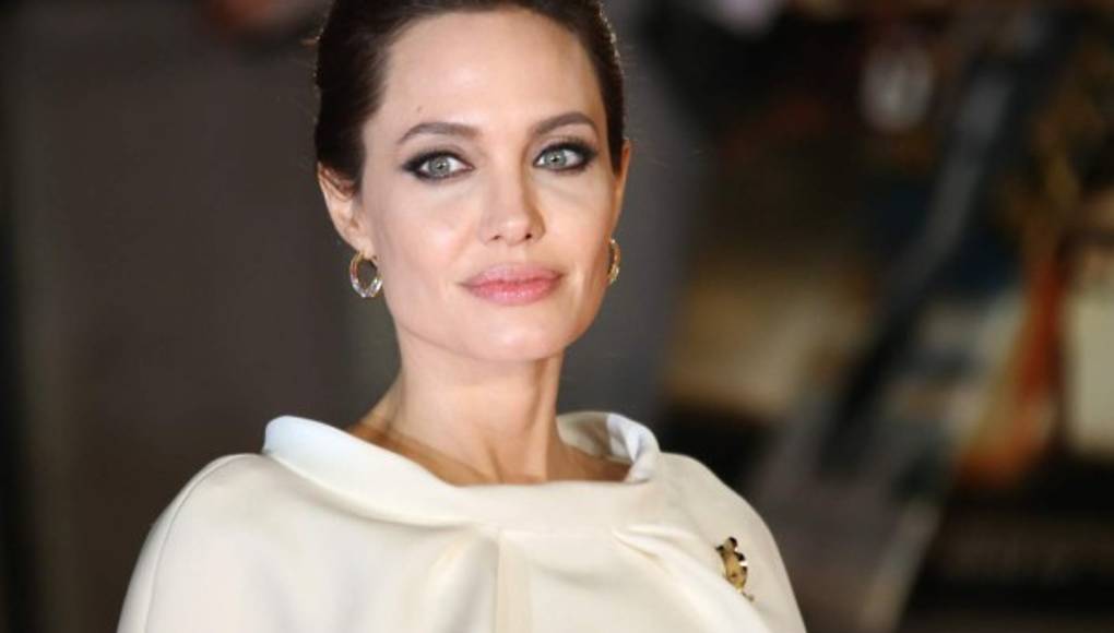 ¿Quieres seguir los pasos de Angelina Jolie?
