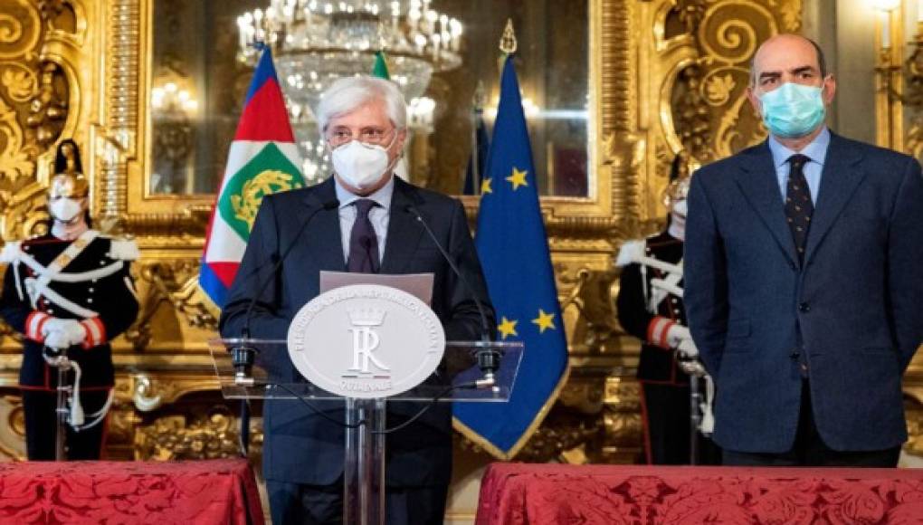 Primer ministro de Italia, Giuseppe Conte, renuncia al cargo