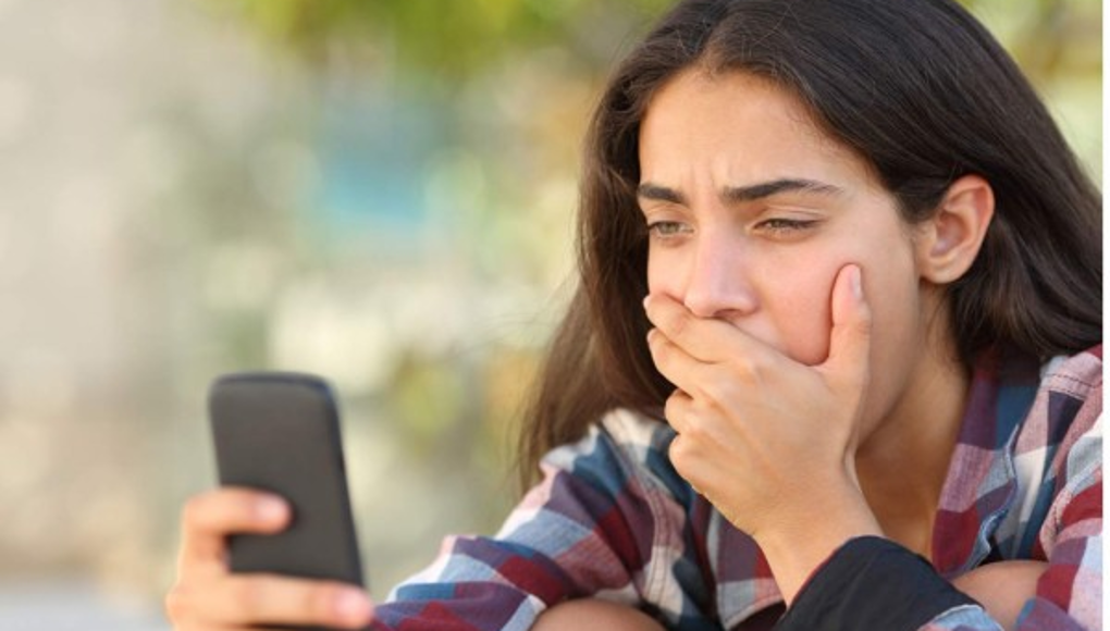 5 buenos motivos para dejar de 'stalkear' al ex