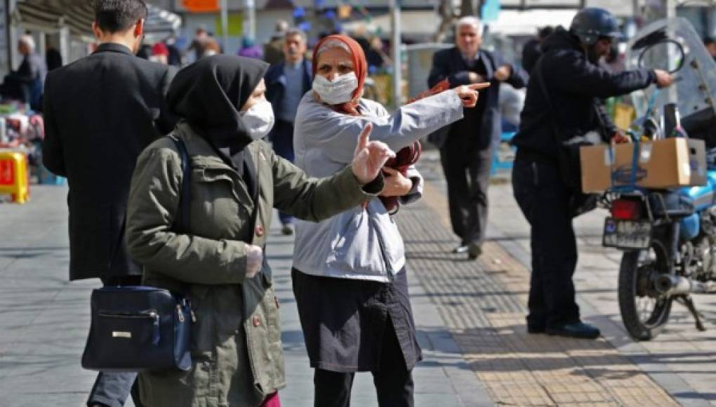 Irán anuncia 15 decesos más por el coronavirus, balance total de 92 muertos