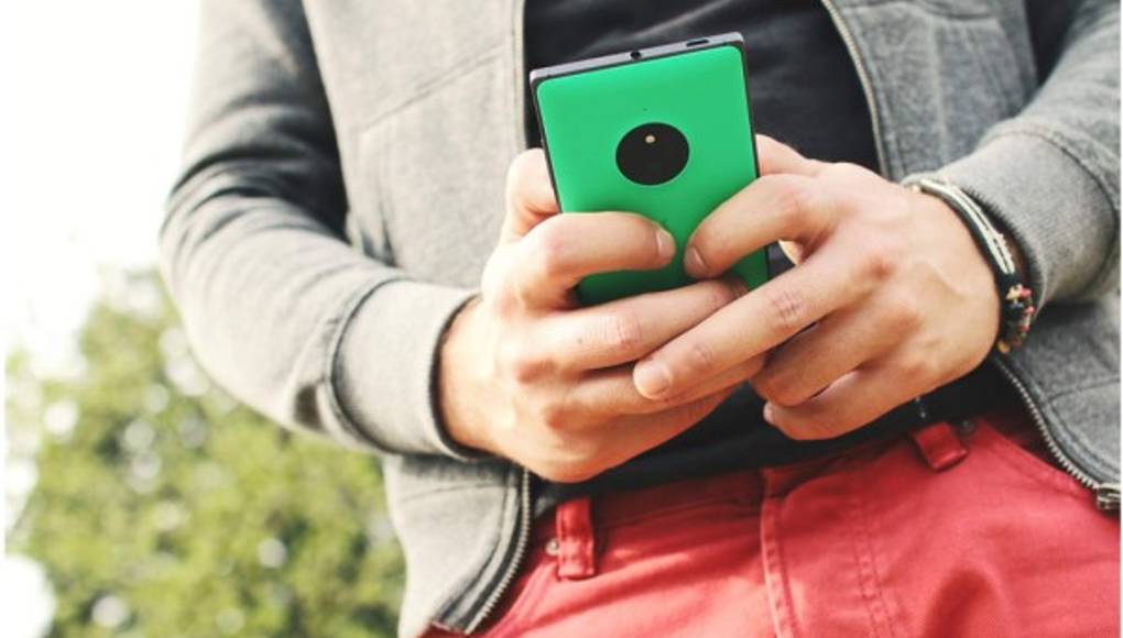 Diez consejos para evitar que WhatsApp acabe con tu relación