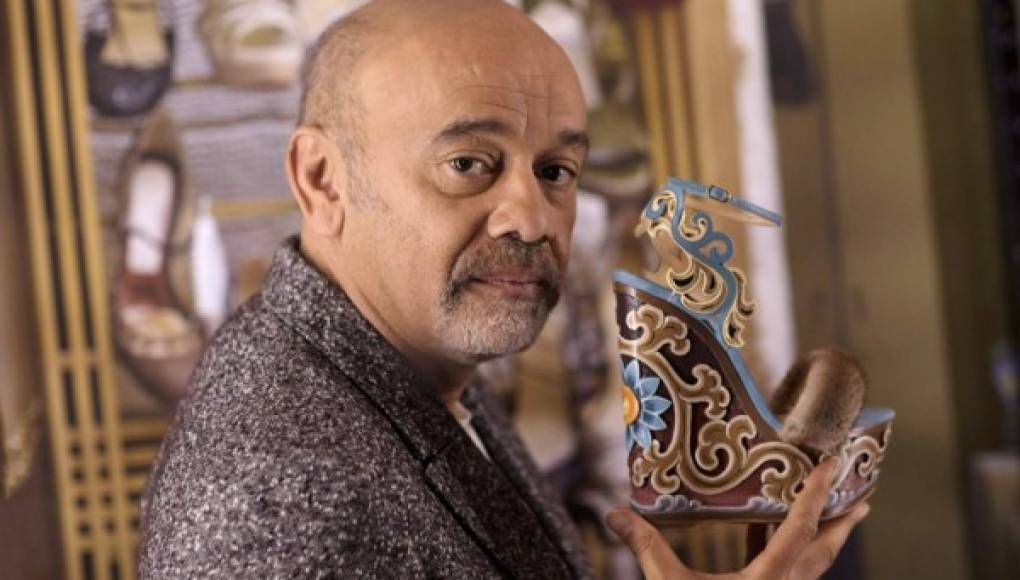 Christian Louboutin, celebra sus 30 años de creación