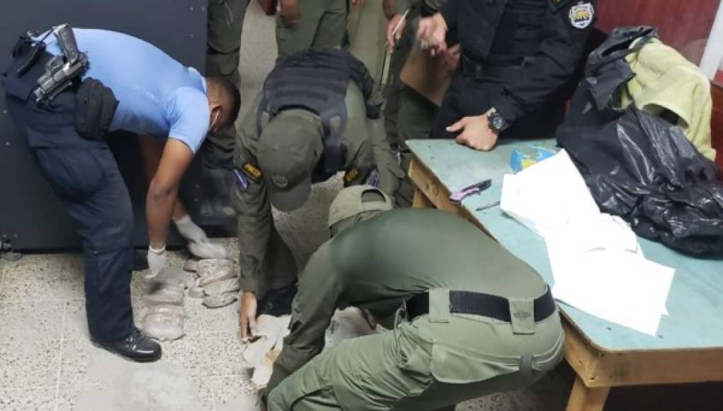 En bolsas de cemento intentan introducir droga a la cárcel de Támara
