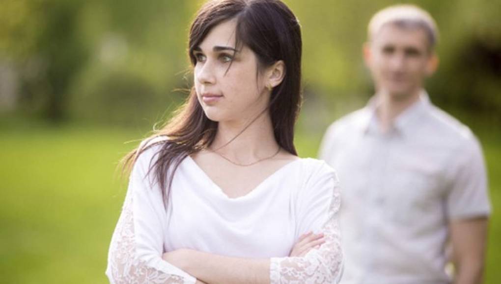 ‘Clavada’ a los 17 de un cuarentón